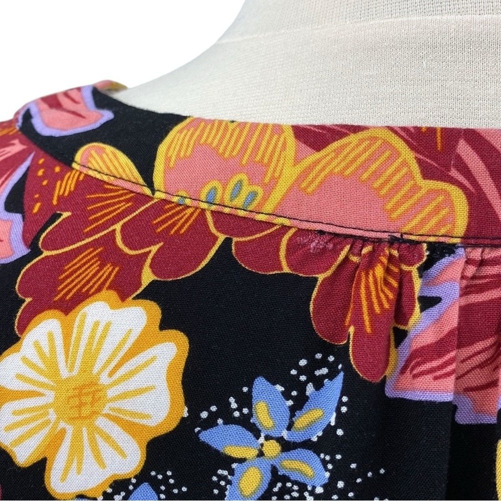Rachel Rachel Roy Floral Hawaiian Tropical Print Flutter Sleeve V-Neck Blouse - Picture 8 of 16